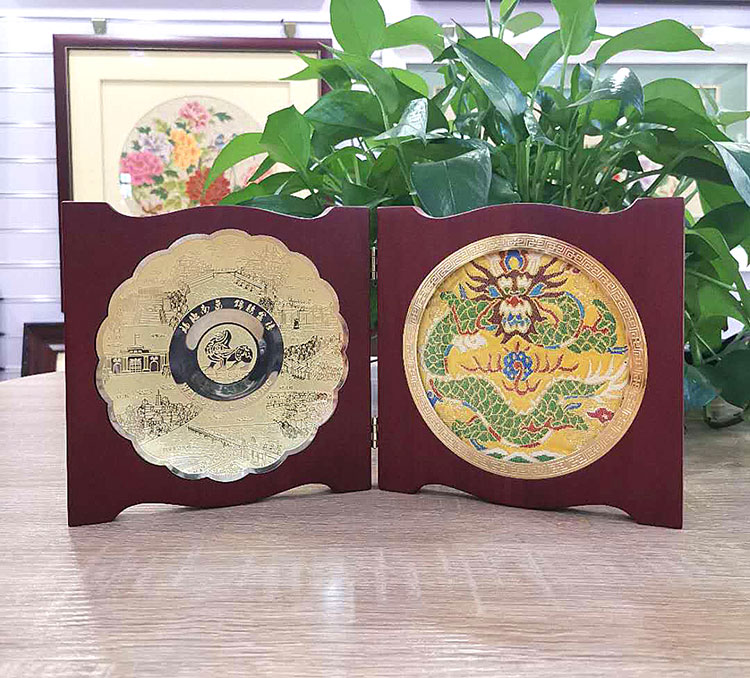 云锦弧形两折